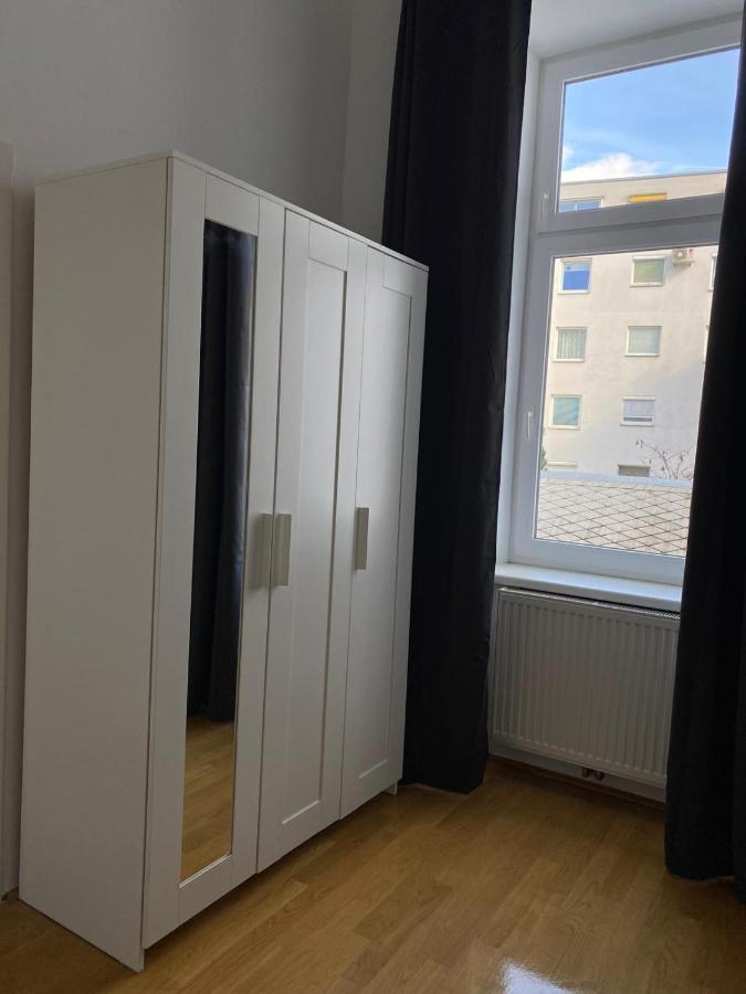 Central Two Bedroom Apartment Vienna Exterior photo
